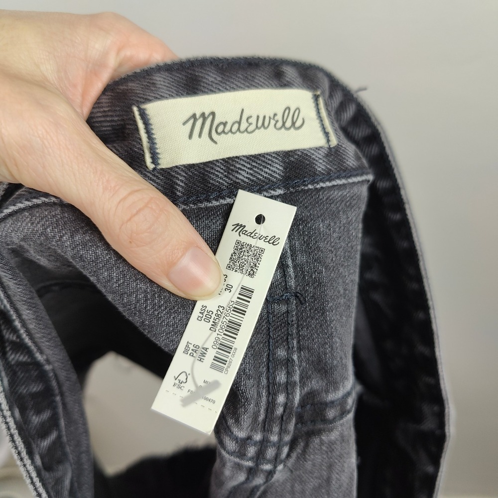 Madewell Relaxed Denim Shorts Womens 30 Charcoal Haywood Wash Raw Fray Hem NWT - Picture 6 of 10